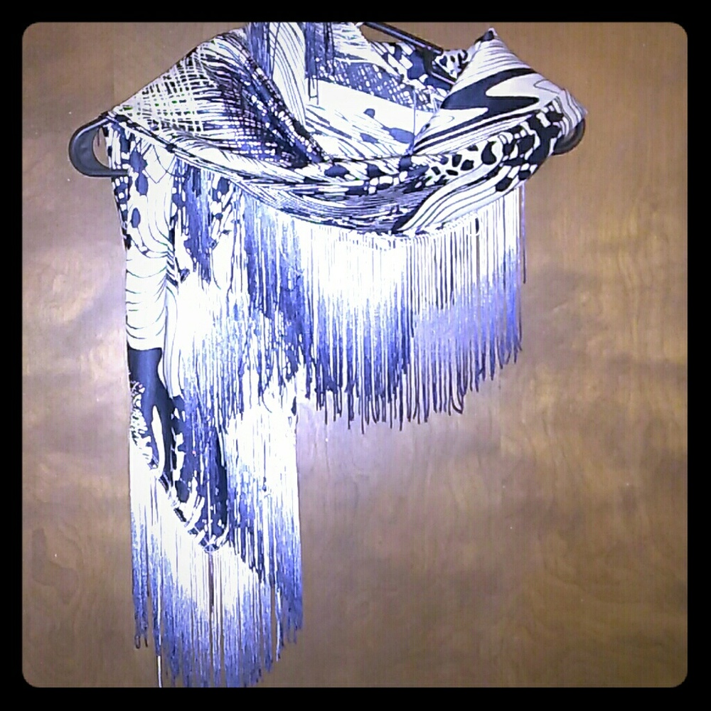 Wrap/scarf